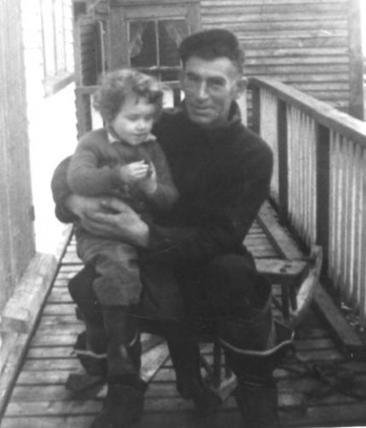 060: Leo Kerrivan and his daughter Sandra. (circa 1961) [courtesy of Sadie (Norman) Kerrivan]
